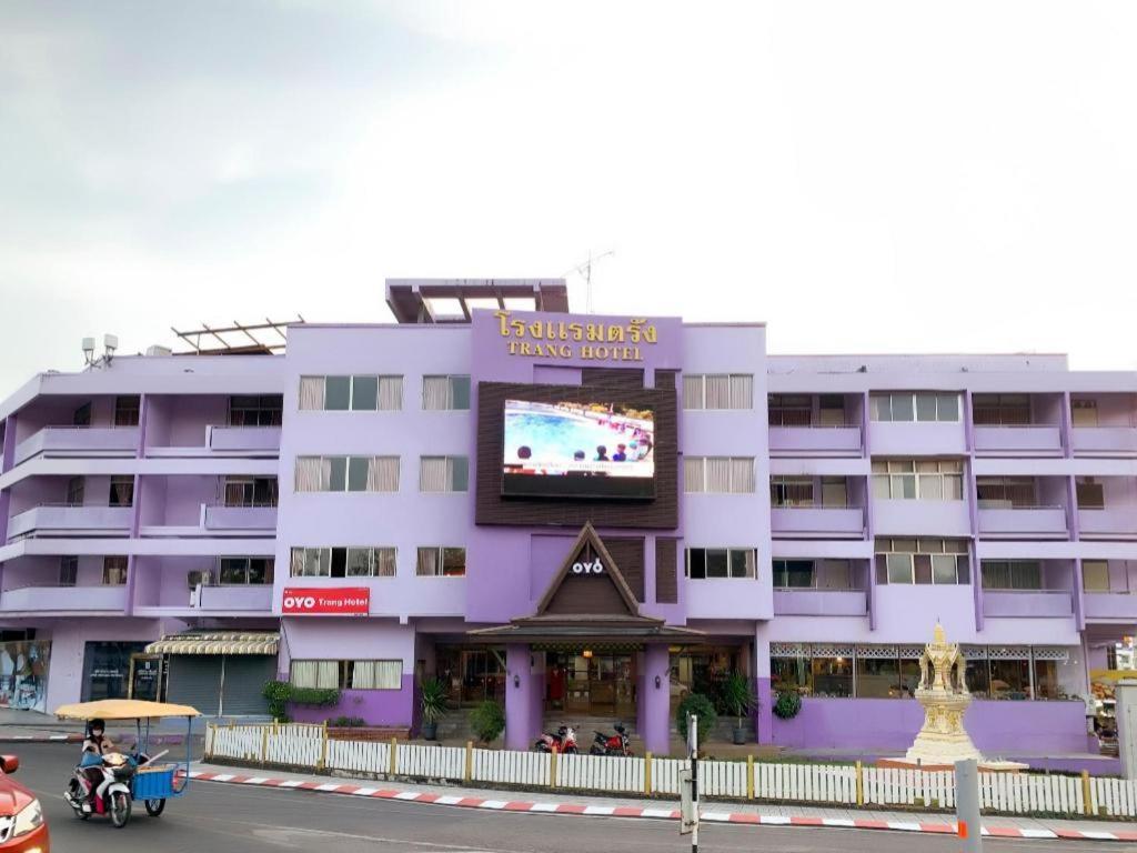 Oyo 565 Trang Hotel المظهر الخارجي الصورة