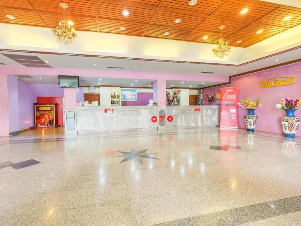 Oyo 565 Trang Hotel المظهر الخارجي الصورة