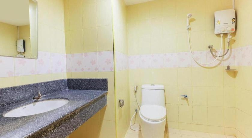 Oyo 565 Trang Hotel المظهر الخارجي الصورة